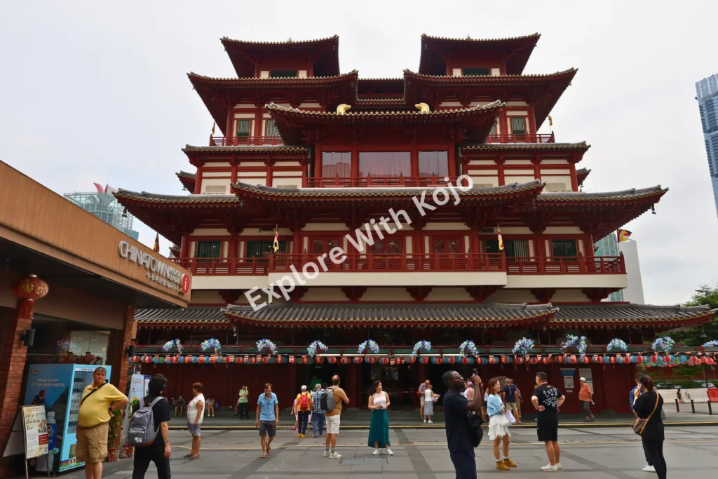 Buddha Tooth Relic Temple Chinatown Singapore.