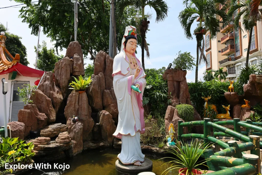 Statue of Guan Yin, the Goddess of Mercy, at Thean Hou Temple in Kuala Lumpur.