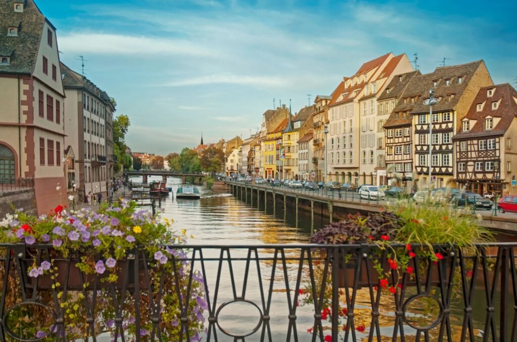 Colorful houses along the canal in Strasbourg’s Petite France district